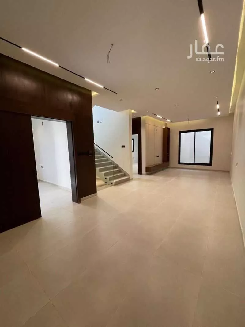 6 bedroom villa in Al Janadriyah 6