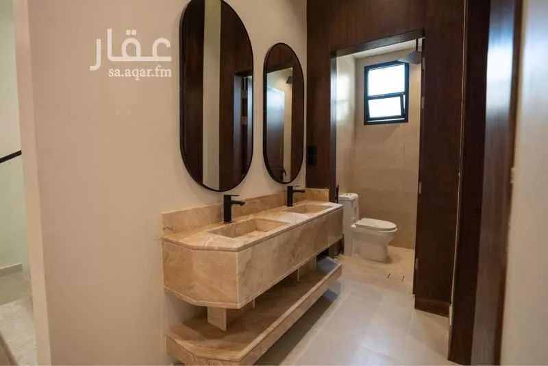 6 bedroom villa in Al Janadriyah 8