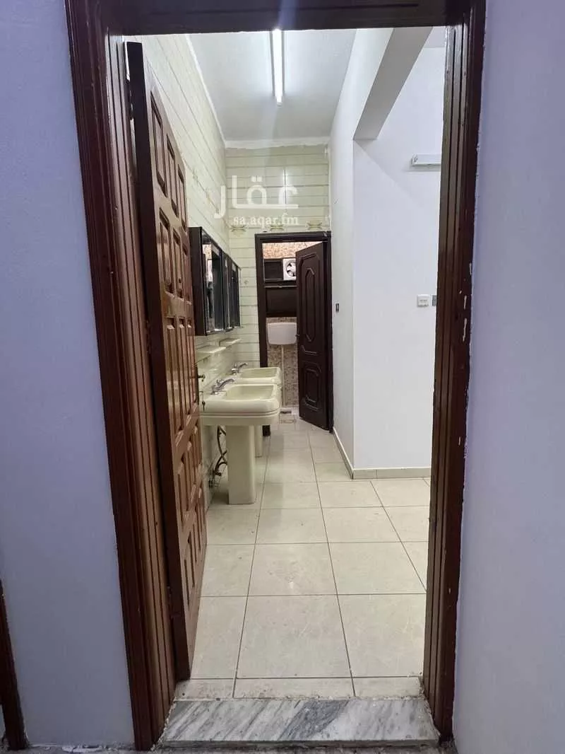 شقة 4 غرف في النسيم الغربي 1