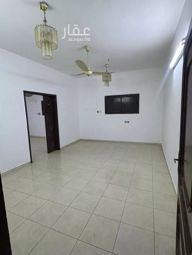 شقة 4 غرف في النسيم الغربي 3