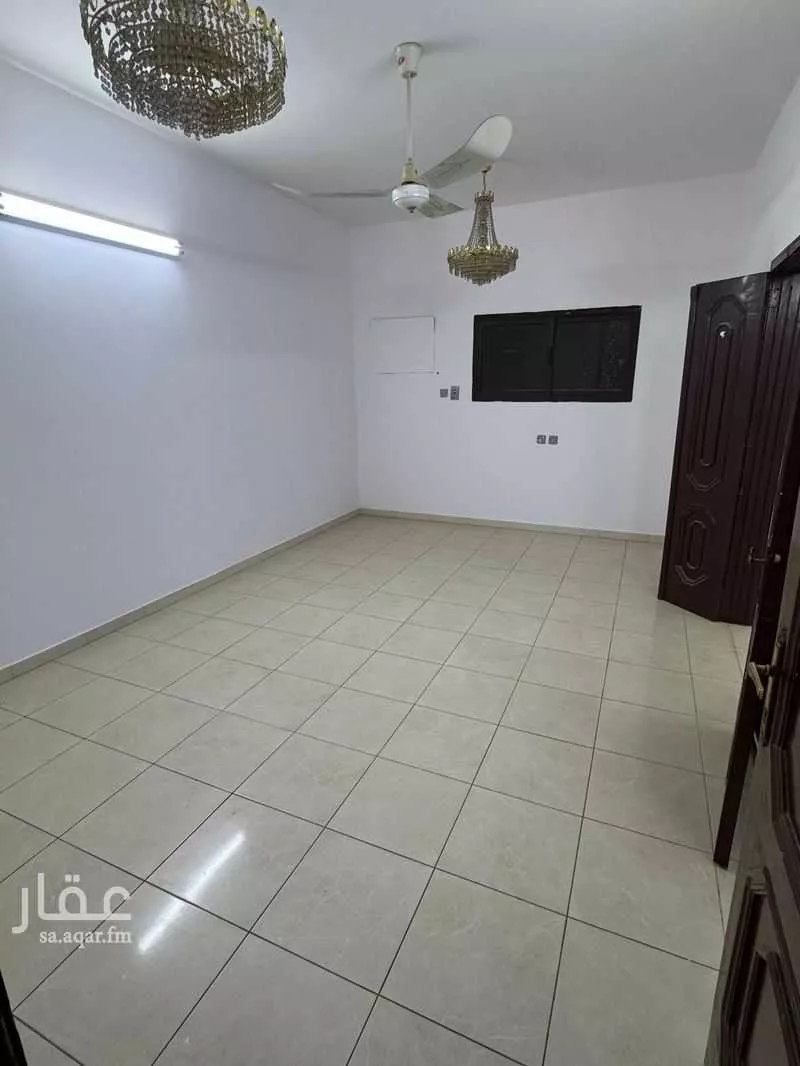 شقة 4 غرف في النسيم الغربي 5