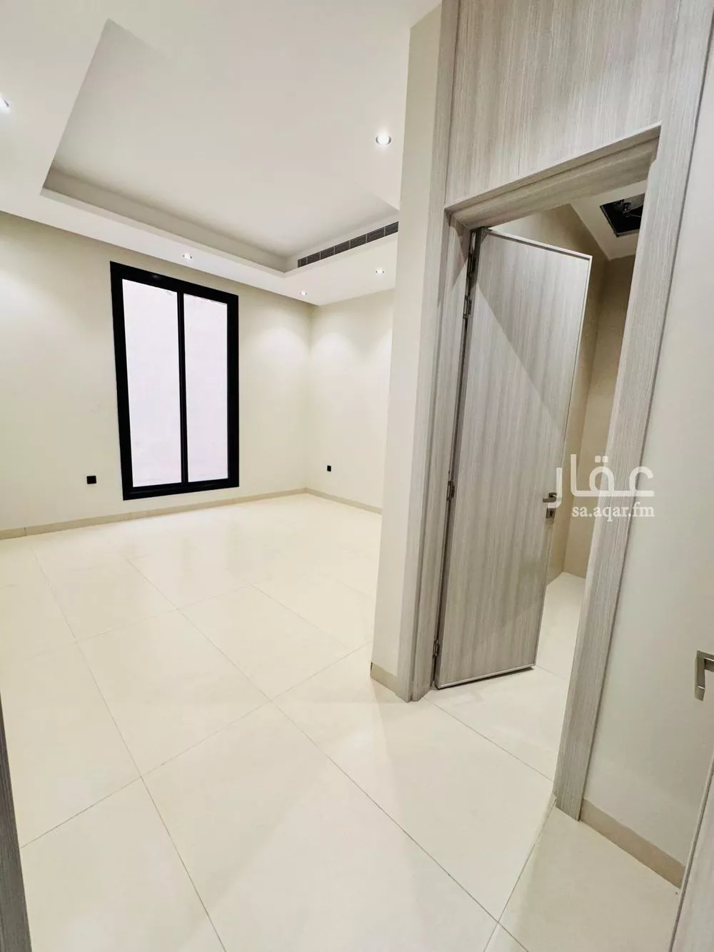 3 bedroom floor in Al Yarmouk 4