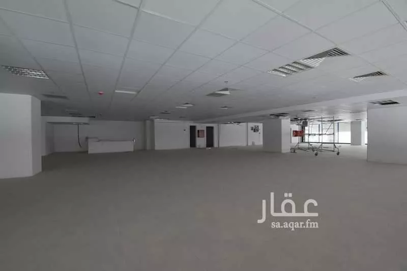 1650 sqm shop in Al Olaya 21