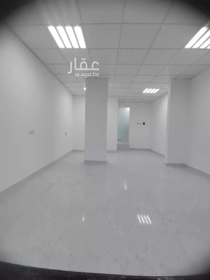 محل 50 م² في الوزارات 4