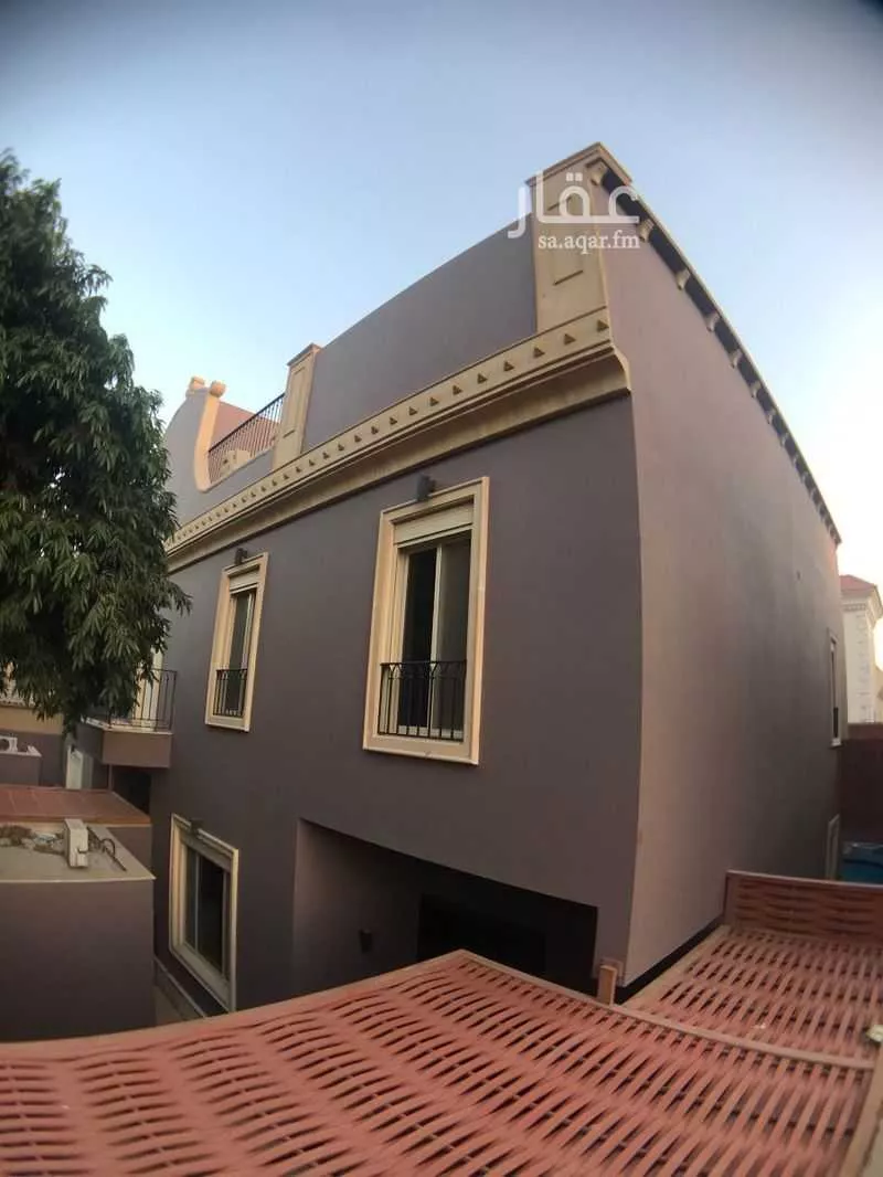 فيلا 3 غرف في الخالدية 4