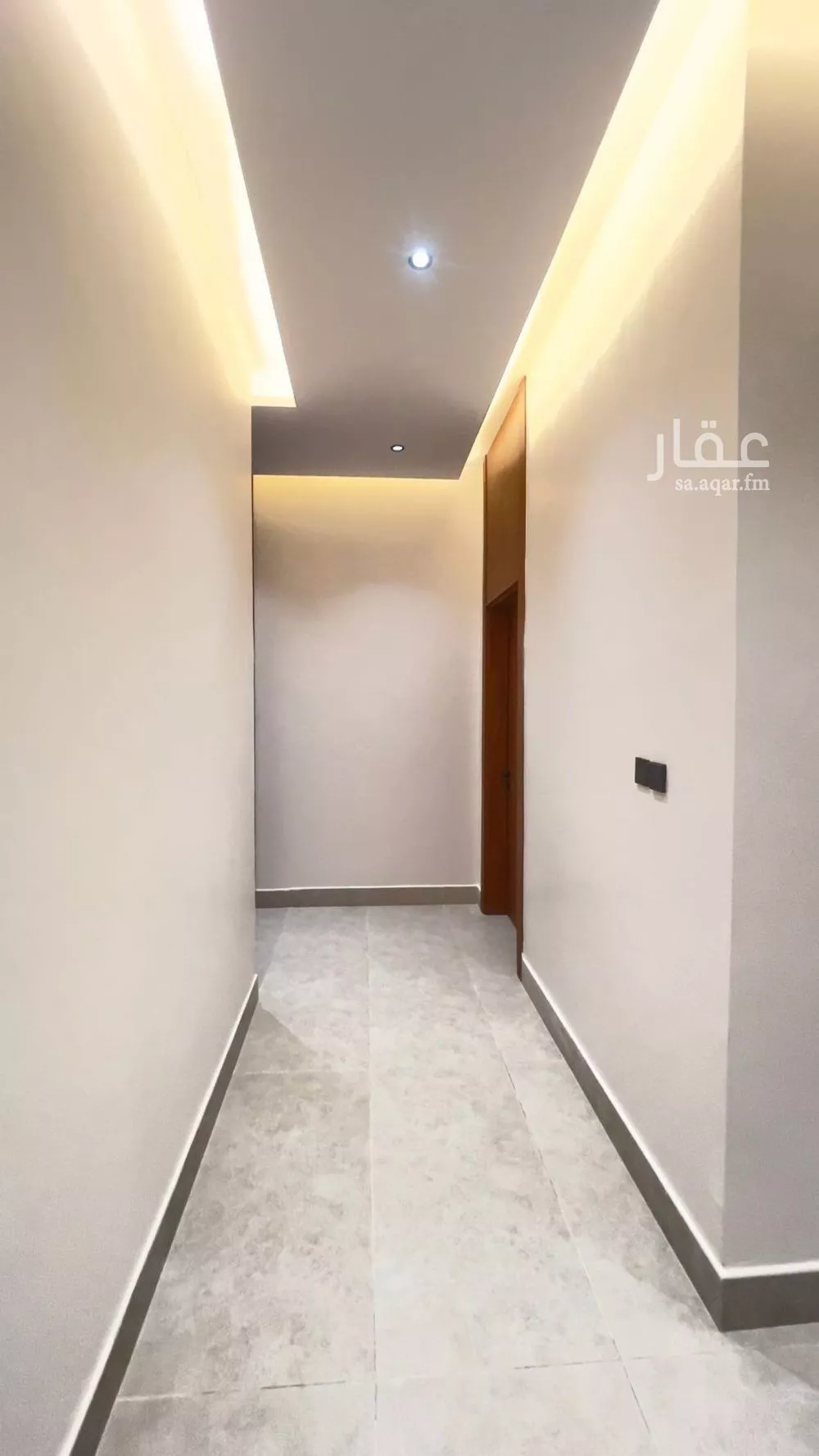3 bedroom floor in Al Janadriyah 19