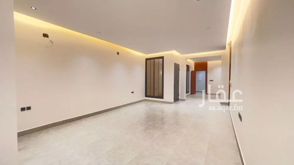 3 bedroom floor in Al Janadriyah 7