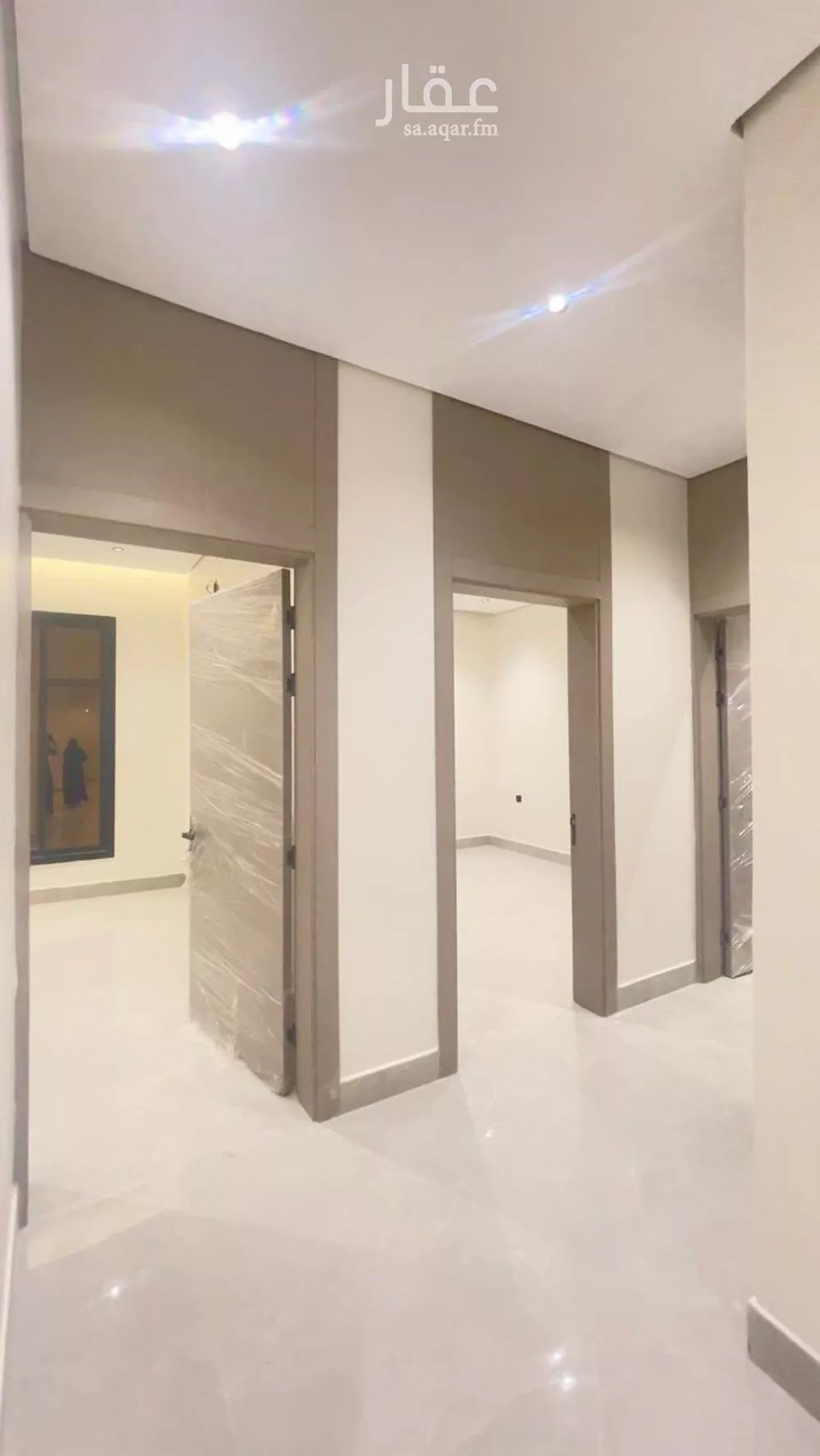 3 bedroom floor in Al Janadriyah 9