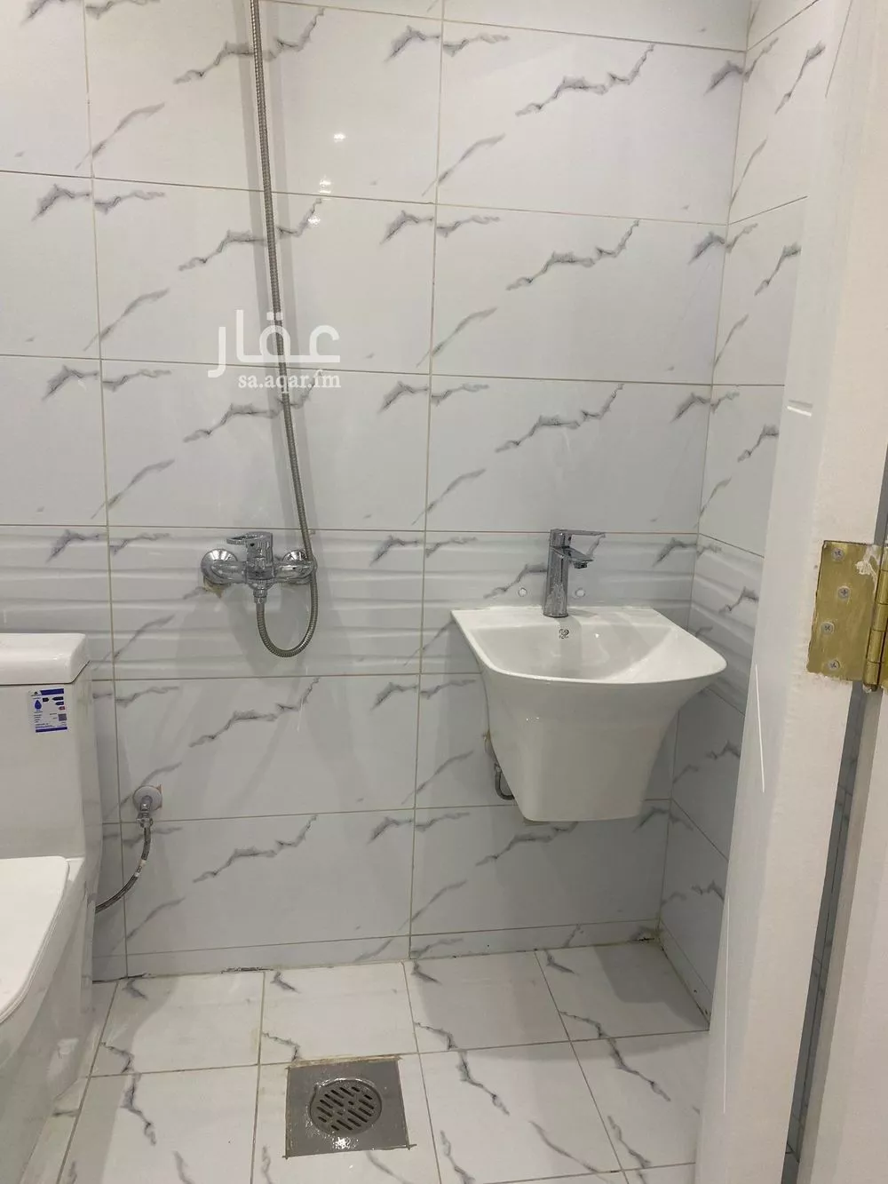150 sqm building in Umm Al Hamam Al Sharqi 6