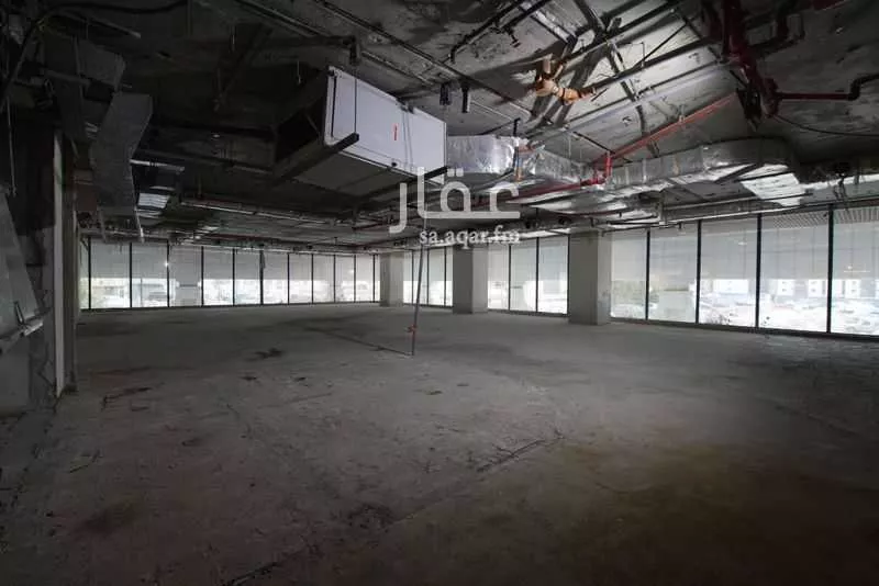 650 sqm office in Al Olaya 19