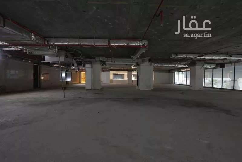 650 sqm office in Al Olaya 21