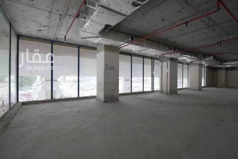 650 sqm office in Al Olaya 24