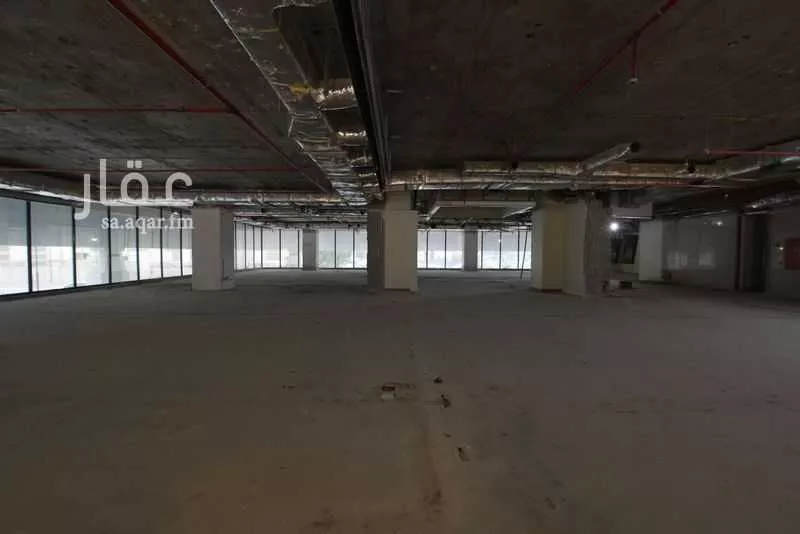650 sqm office in Al Olaya 25