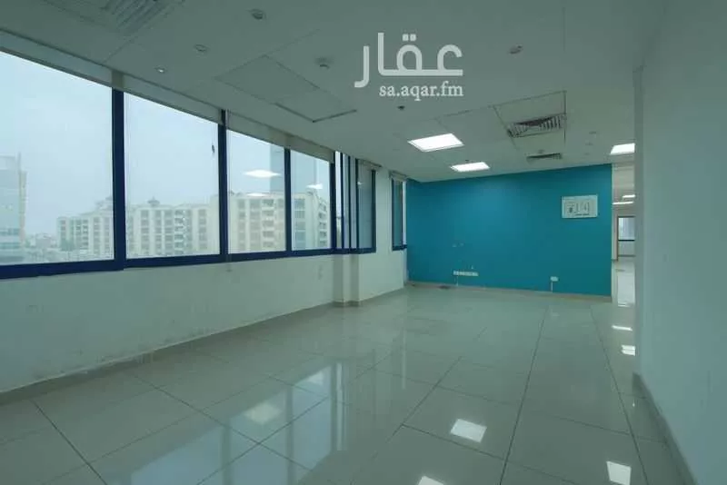 650 sqm office in Al Olaya 6