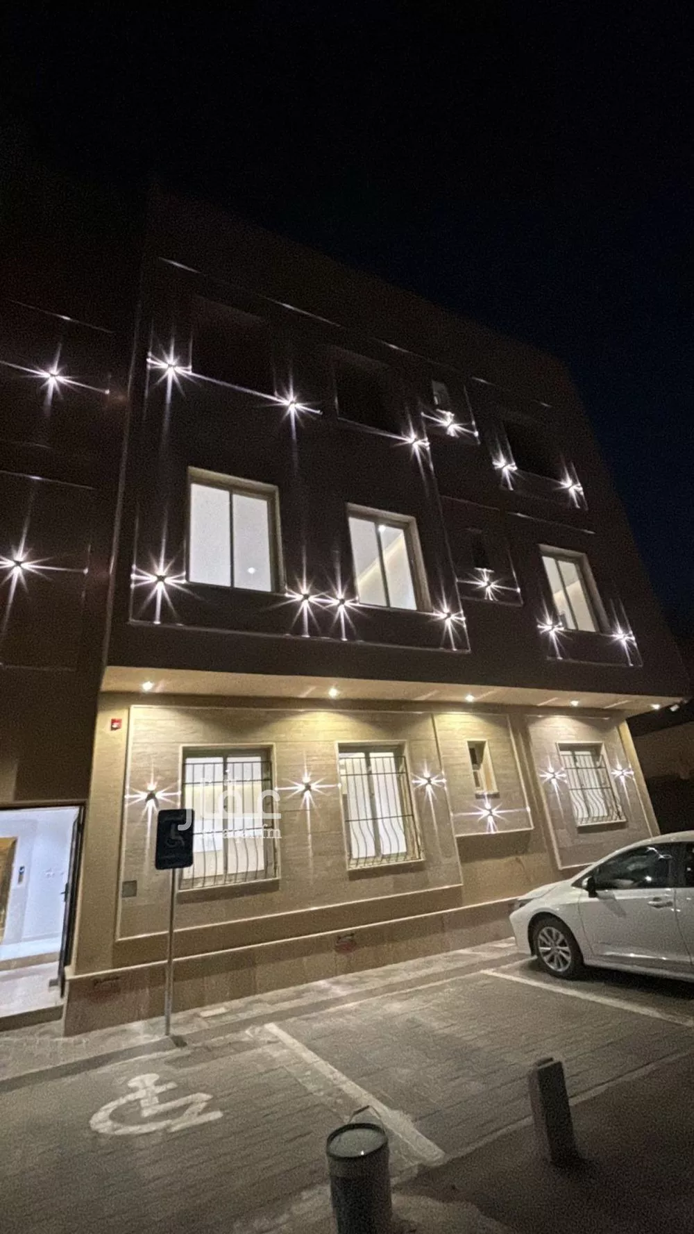 عمارة 497 م² في الضباط 1