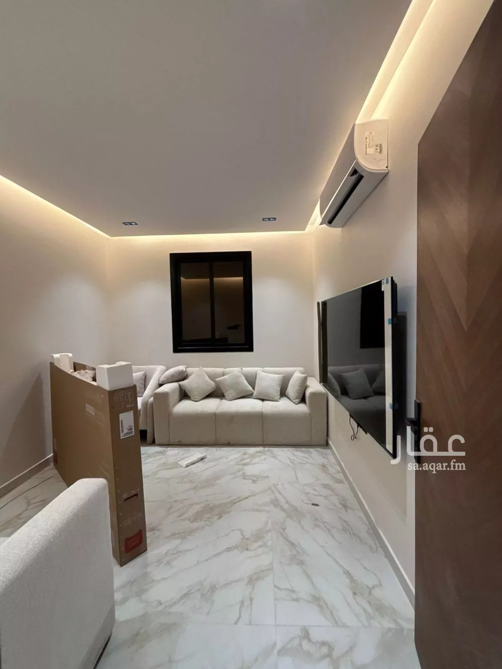 عمارة 497 م² في الضباط 2