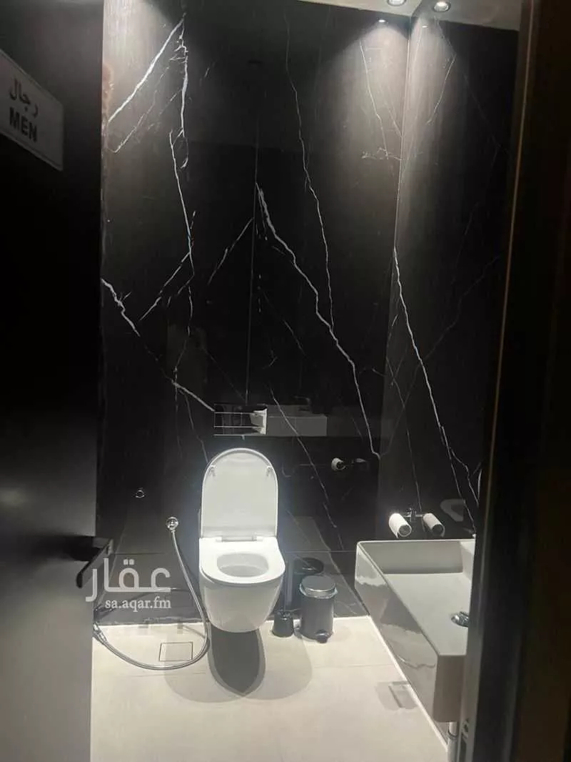 مكتب 112 م² في الملقا 2