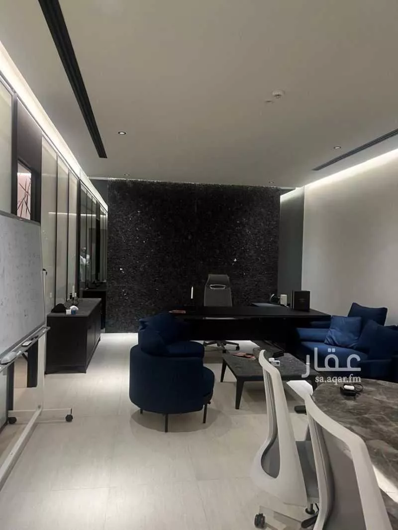 مكتب 112 م² في الملقا 5