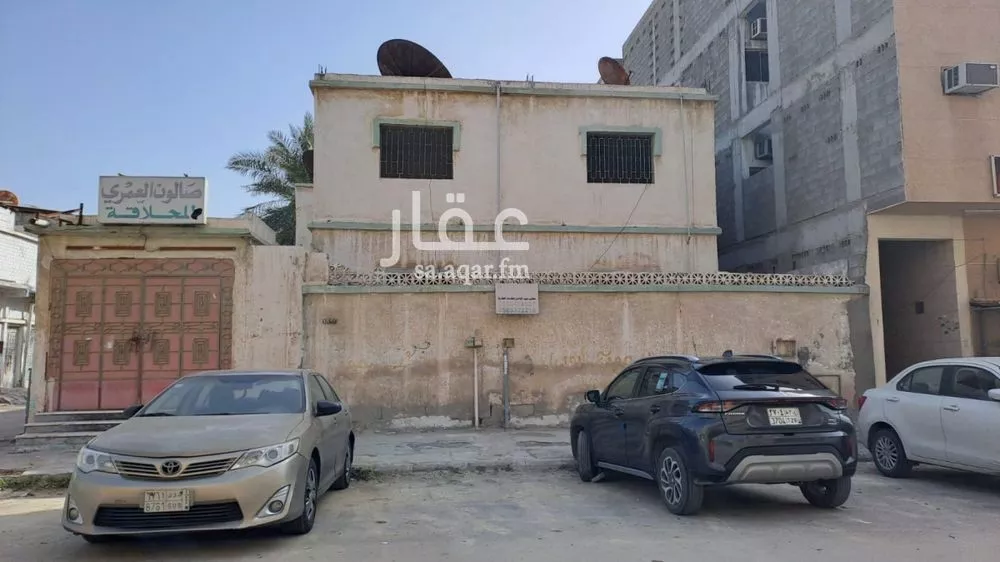 أرض 325 م² في الخليج 3