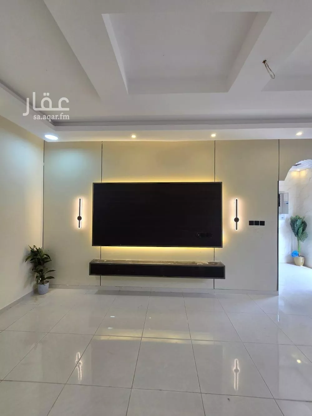 فيلا 8 غرف في ضاحية الملك فهد 2