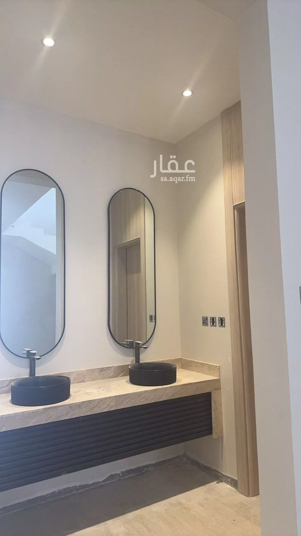 فيلا 6 غرف في الشعلة 5