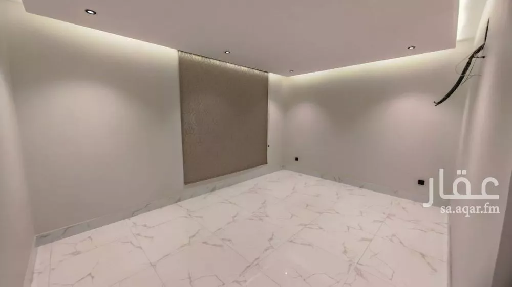 شقة 4 غرف في الحمرا 2