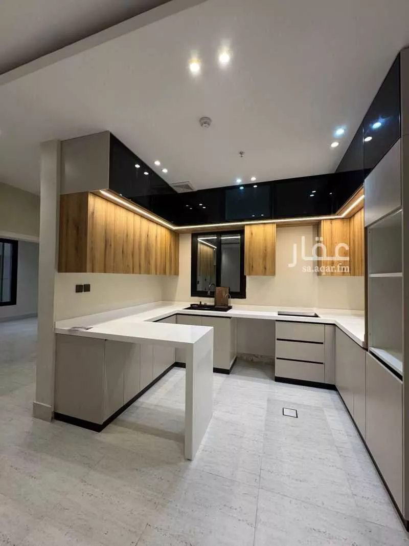 شقة 3 غرف في الحمرا 2