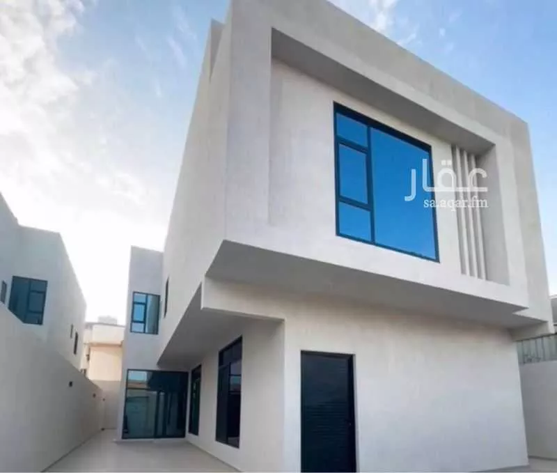 4 bedroom villa in Doha Al Janubiyah