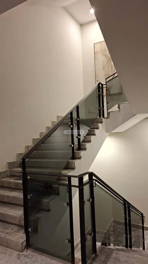 مكتب 77 م² في الملقا 2