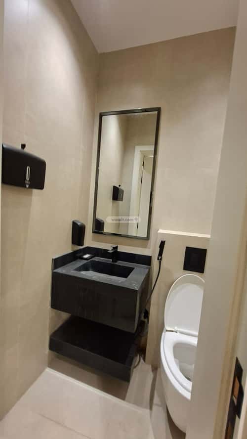 مكتب 77 م² في الملقا 3