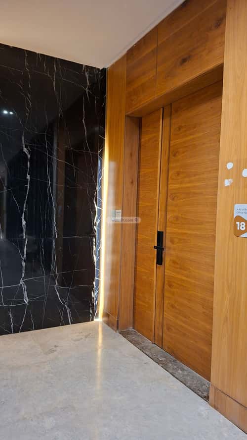 مكتب 77 م² في الملقا 5