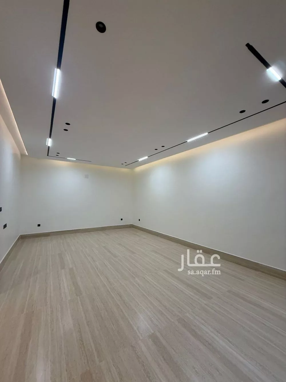 8 bedroom villa in Al Mahdiyyah 15