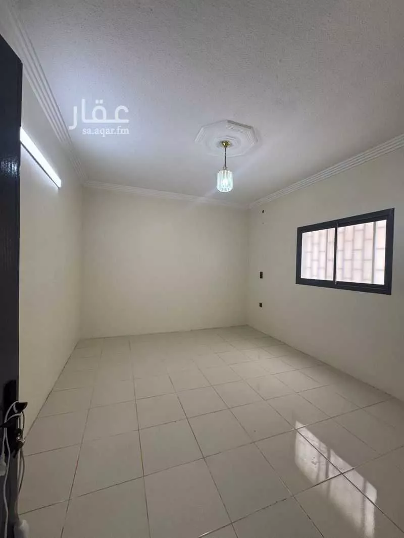 3 bedroom floor in Al Rawdah 7