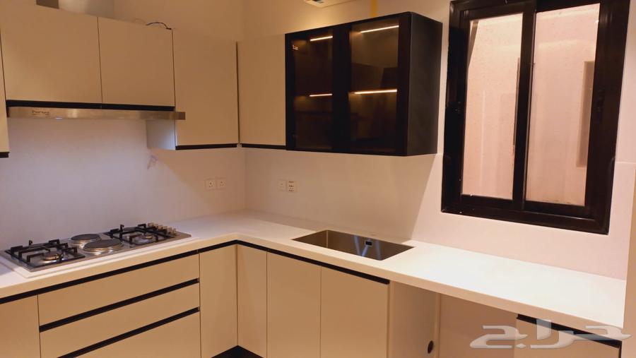 4 bedroom apartment in Al Qairawan 6