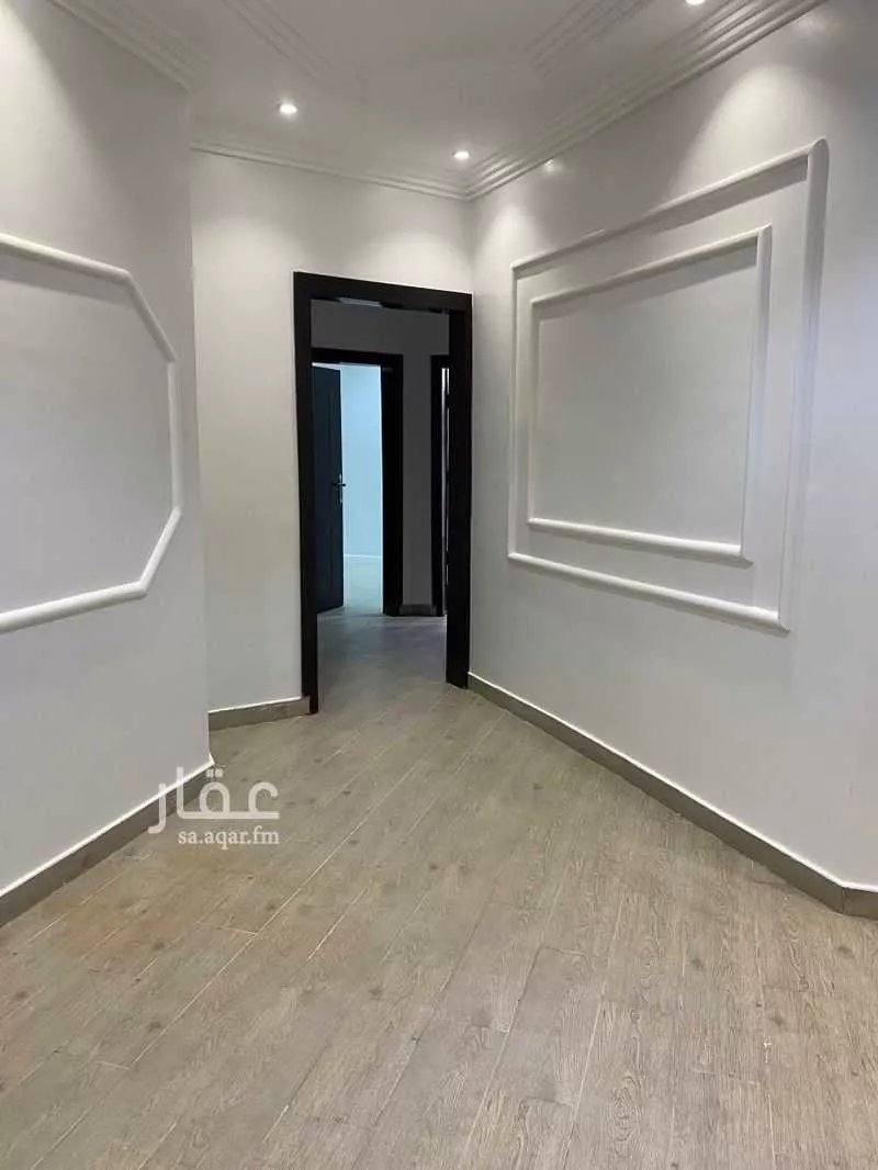 5 bedroom floor in Al Khaleej 4