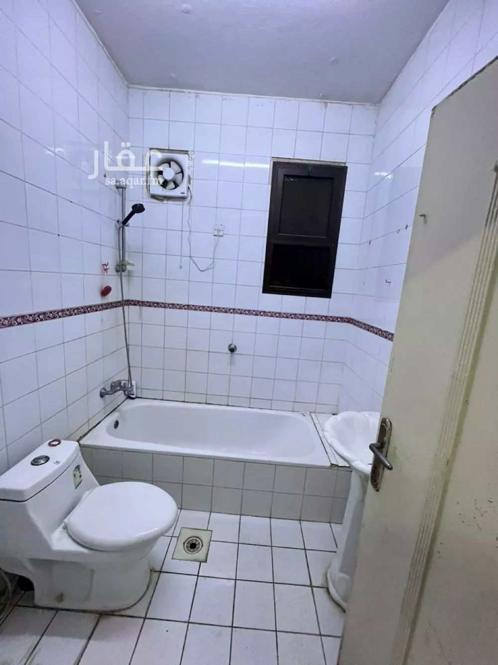 3 bedroom apartment in Al Izdihar 5