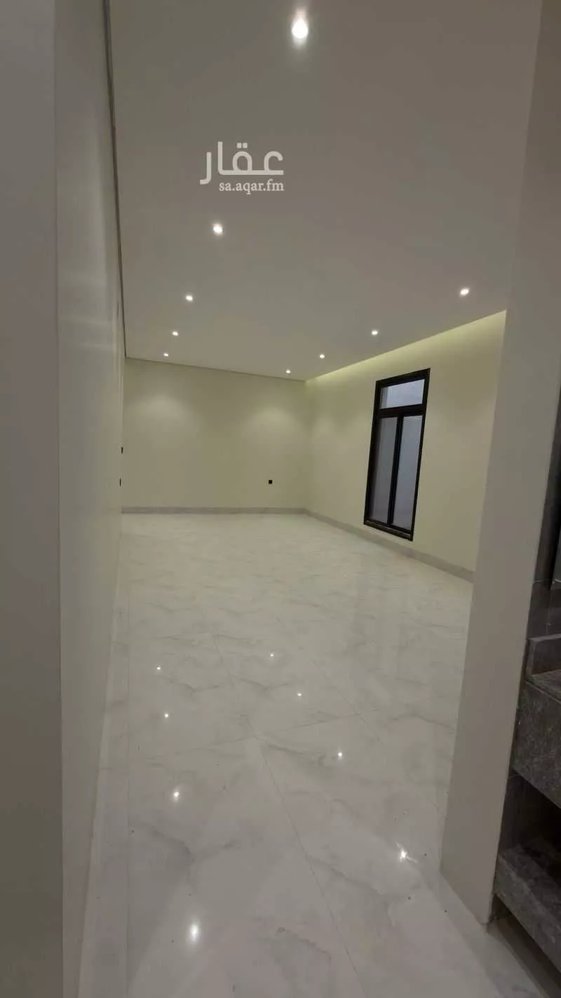 5 bedroom floor in Al Janadriyah 7