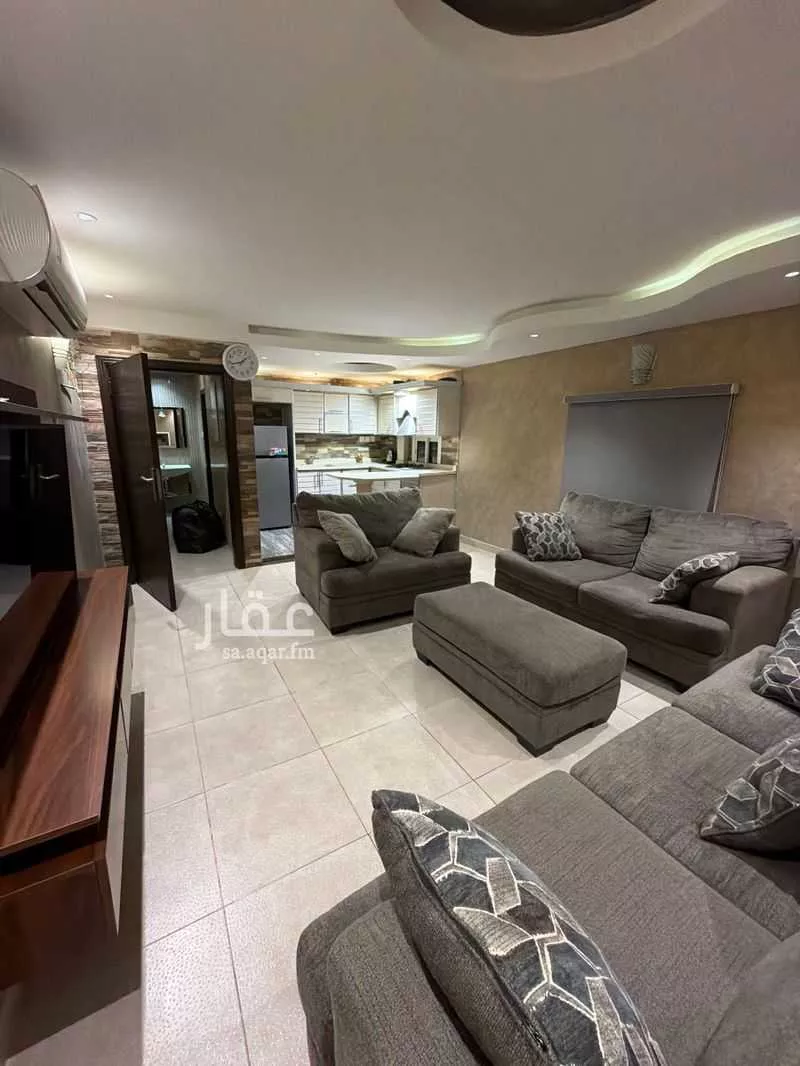 3 bedroom apartment in Al Amir Fawaz Al Janouby 1