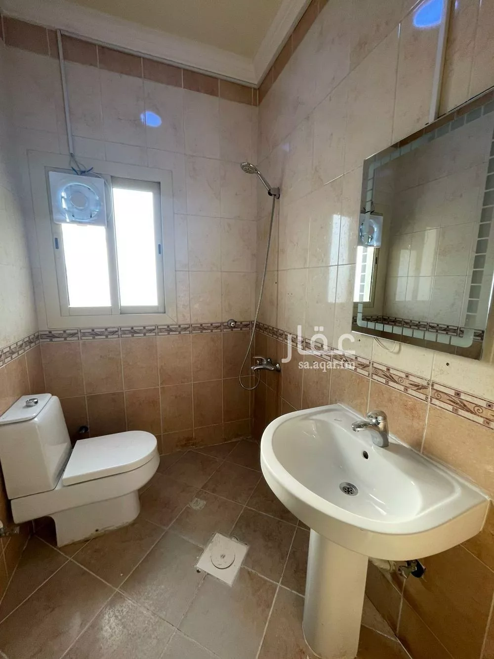 1 bedroom floor in Al Nuzhah 5