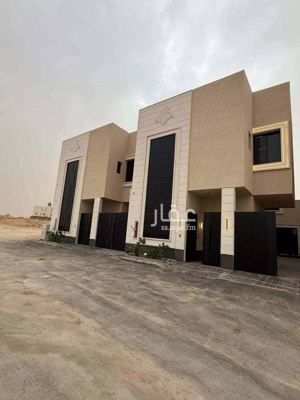 8 bedroom villa in Al Mahdiyyah 1