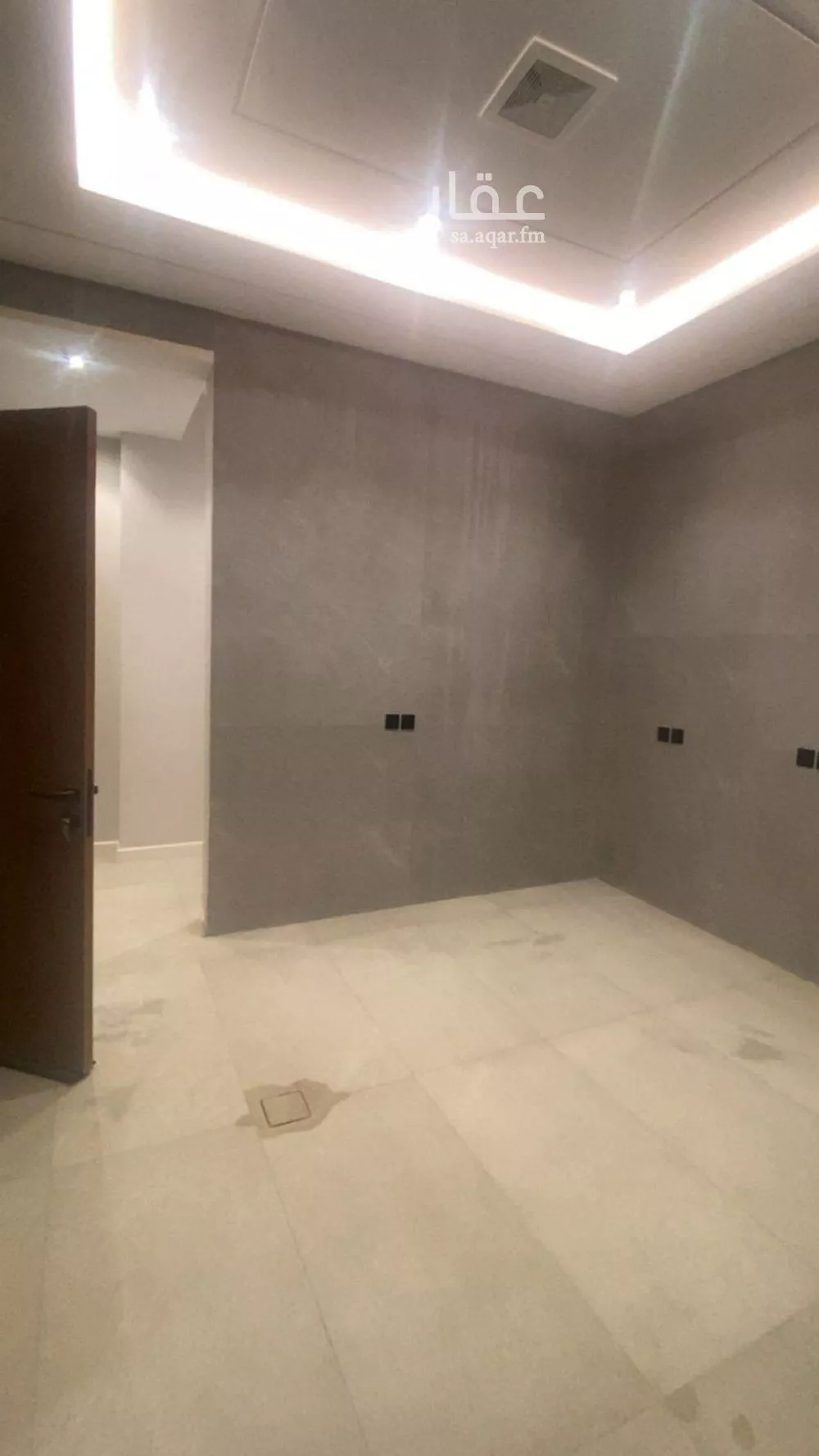 8 bedroom villa in Dhahrat Namar, Riyadh 15