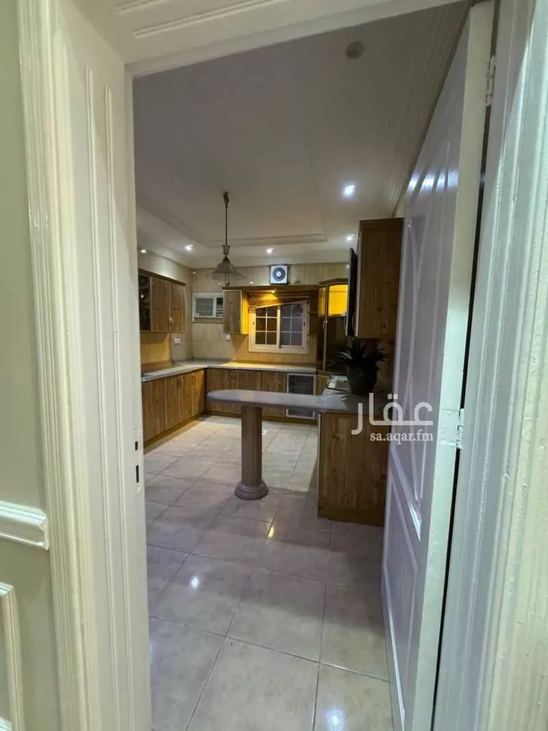 5 bedroom apartment in Bani Malik 1