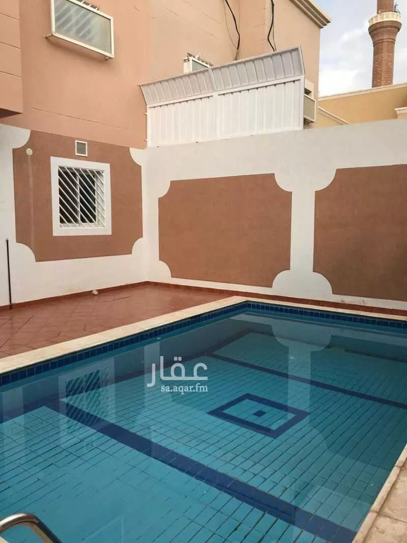 فيلا 5 غرف في الورود 2