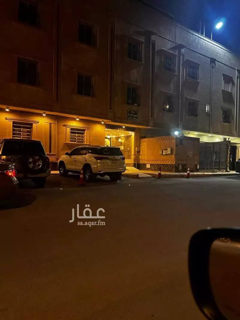 شقة 4 غرف في اشبيلية