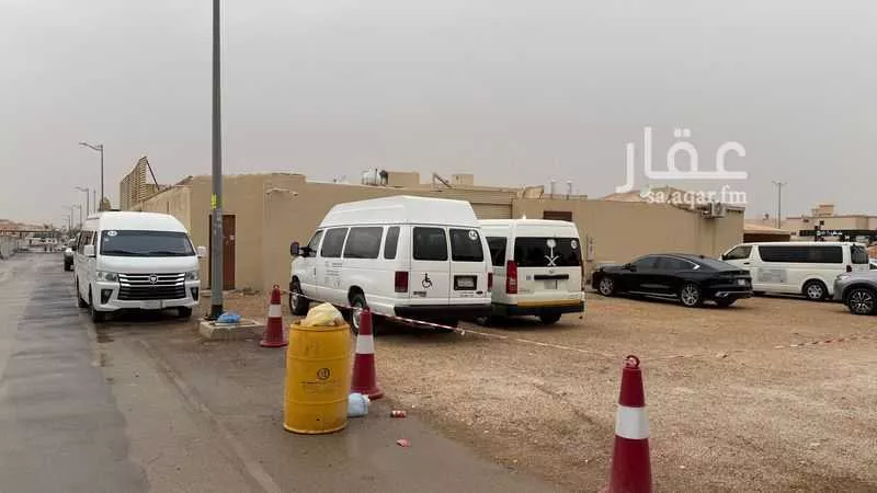 711 sqm land in Okaz 2