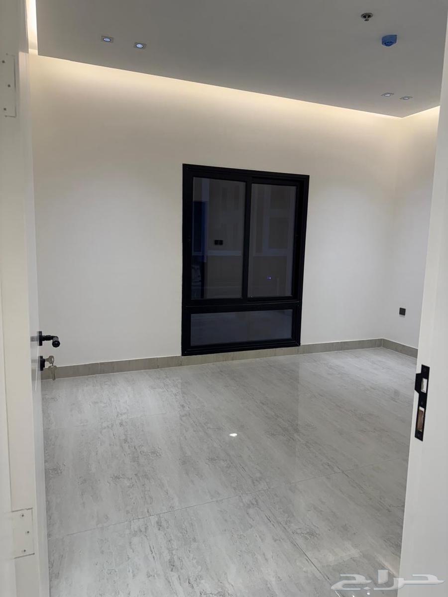 شقة 4 غرف في السيف 3