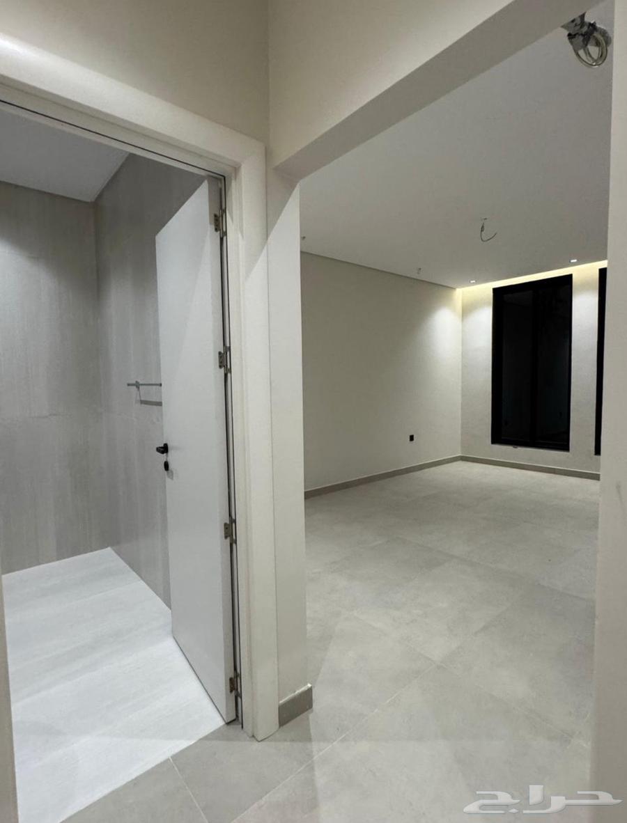 4 bedroom apartment in Batha Quraysh 11