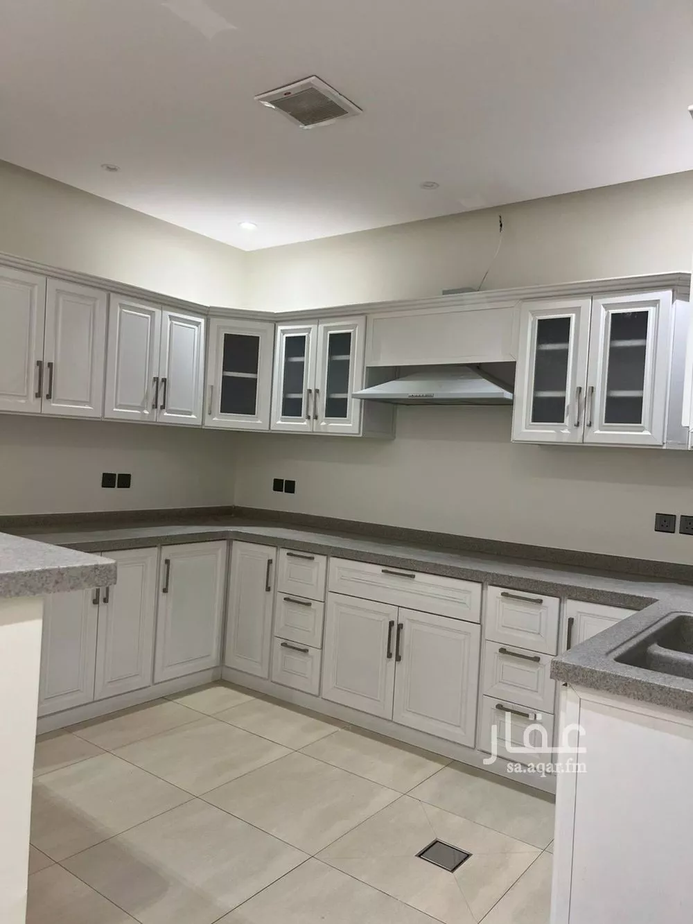 3 bedroom apartment in Al Malqa 11