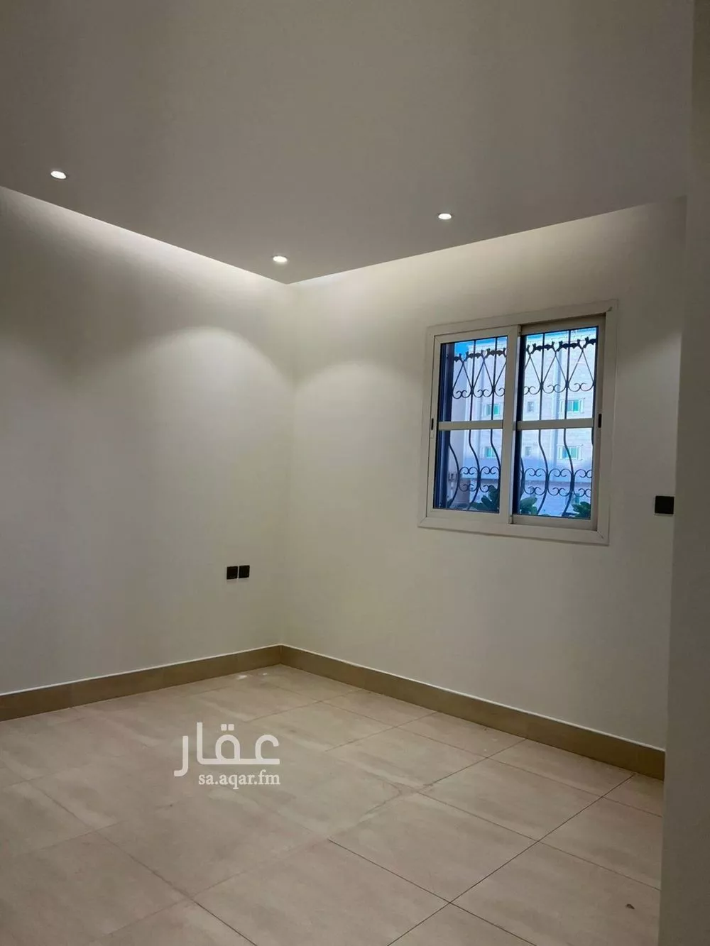 3 bedroom apartment in Al Malqa 6