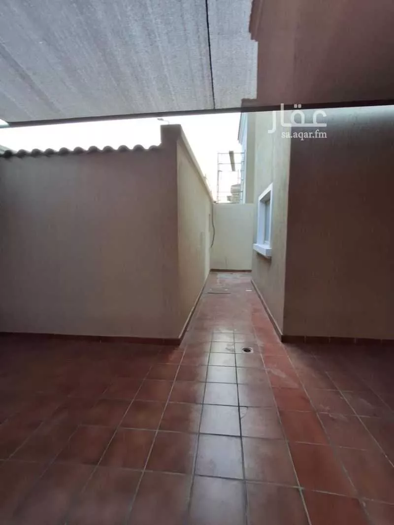 8 bedroom villa in Al Khuzama, Eastern Province 9